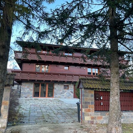 Apartman S Krbom Vedla Zubacky Татранска-Штрба Экстерьер фото