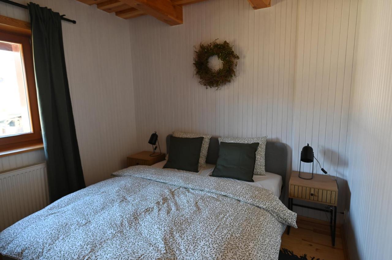 Apartman S Krbom Vedla Zubacky Татранска-Штрба Экстерьер фото